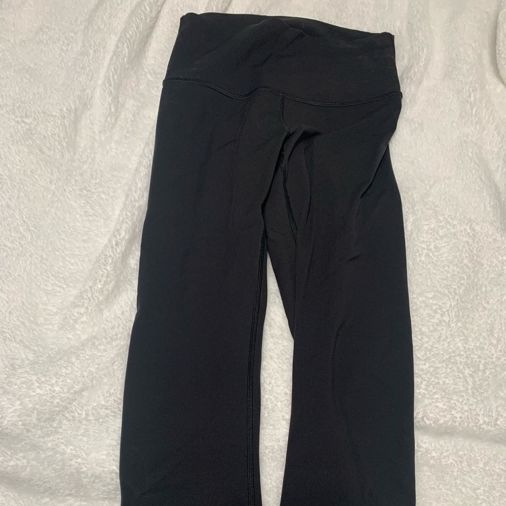 Lululemon Wunder Under Cropped Leggings